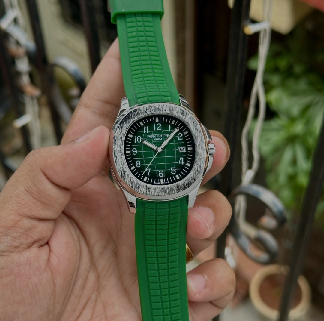 Pate.k Philipp.e Nautilu.s quartz