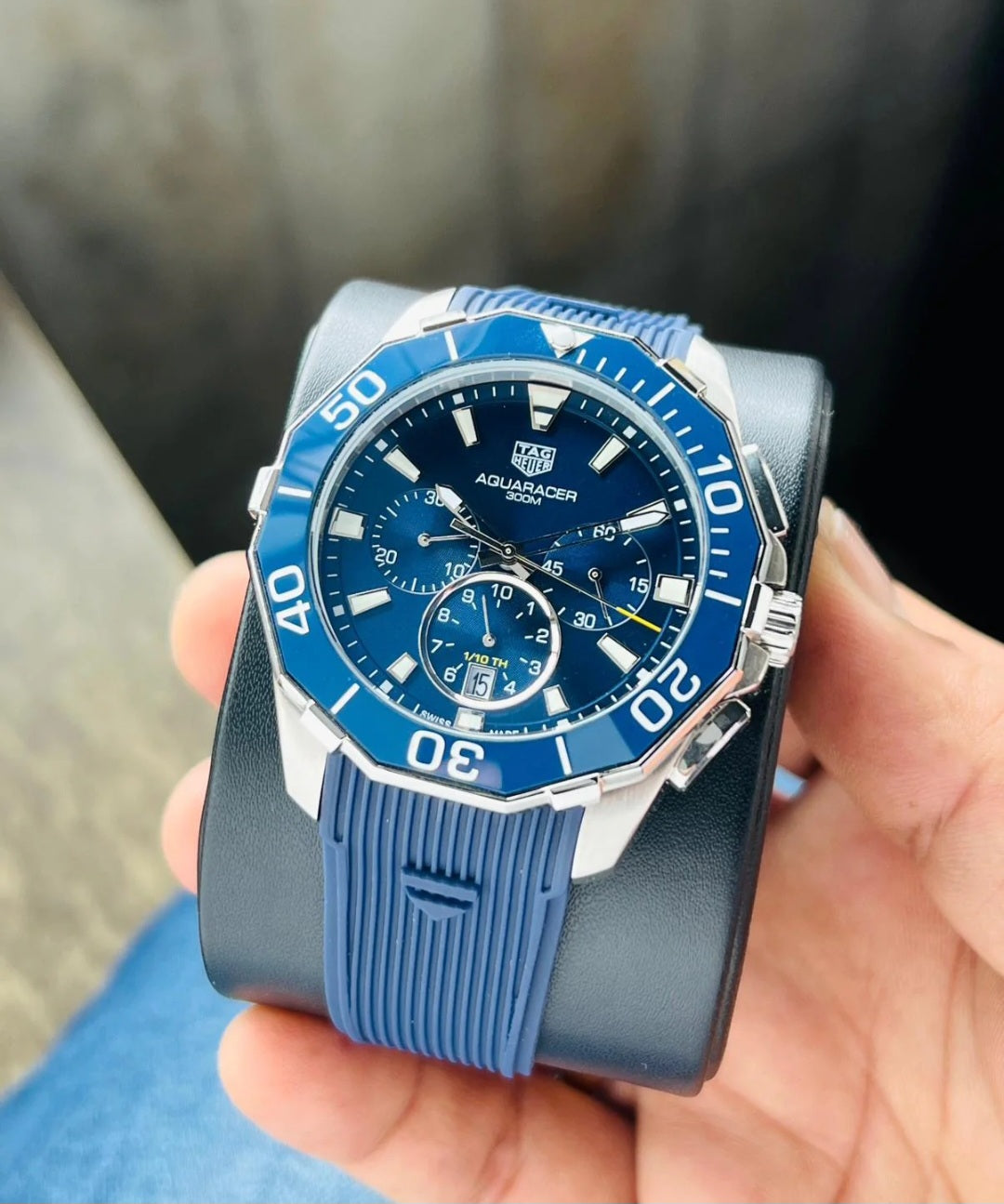 Ta.g he.uer aquara quartz