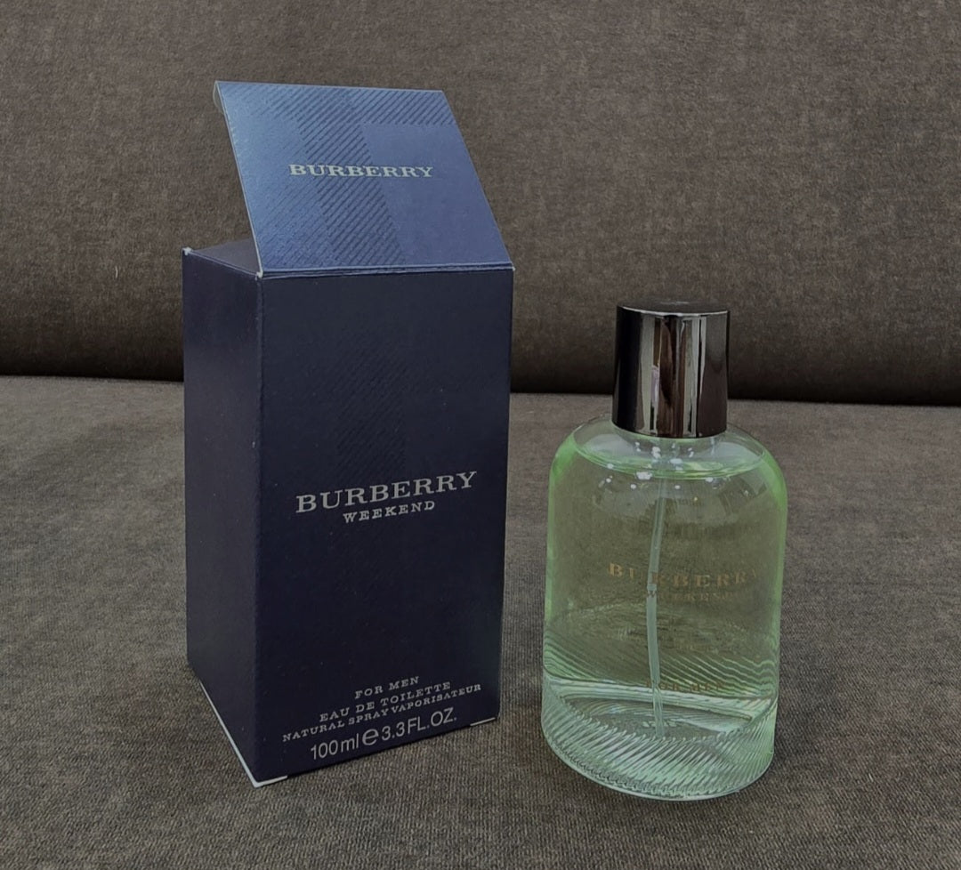 Burb.erry weekend perfume