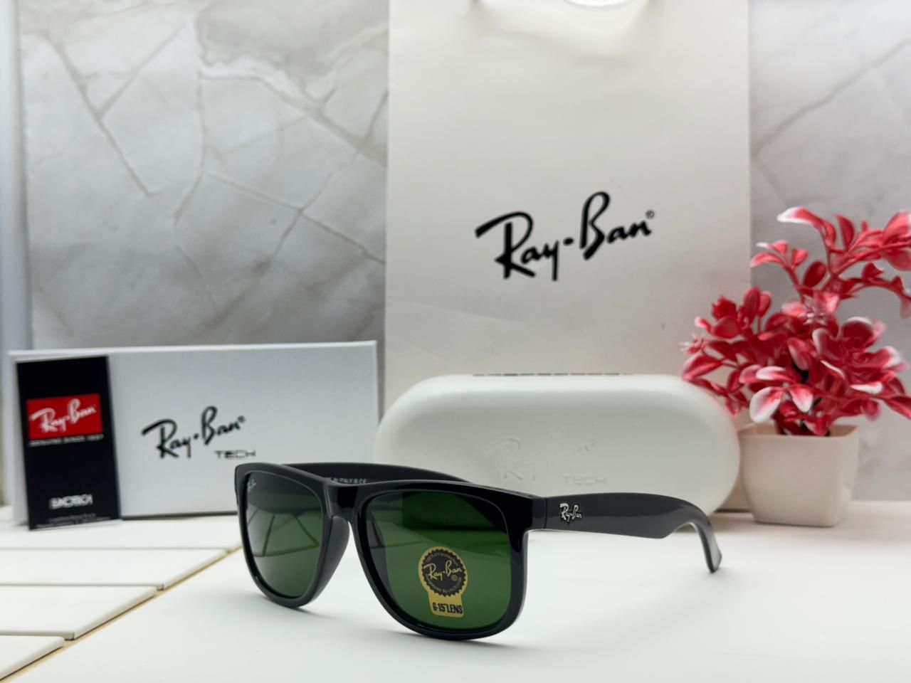 RA.Y BA.N