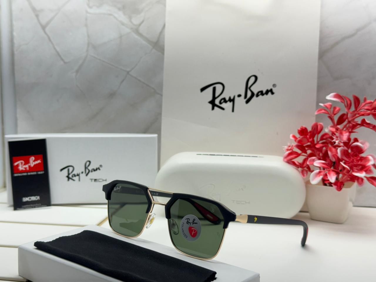 RA_Y BA_N