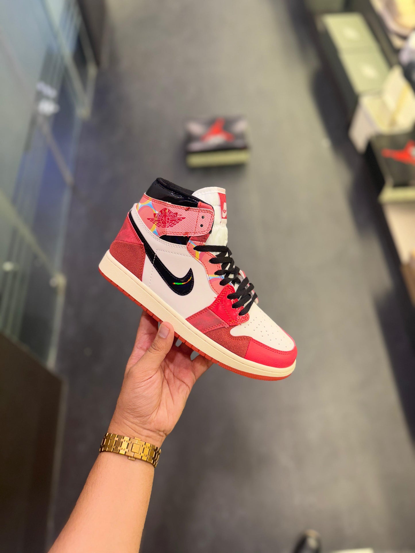 AIR JOR.DAN RET.RO 1 MID SPIDERMAN