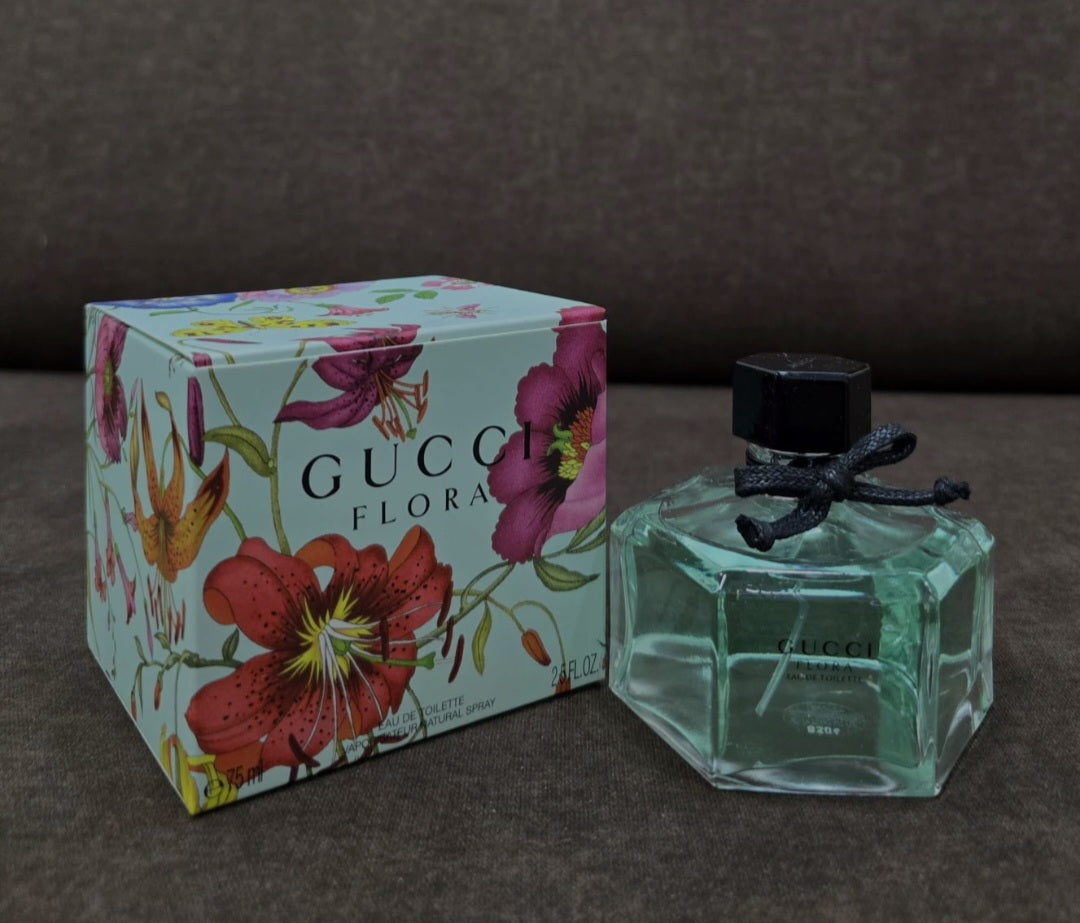Guc.ci Flora Perfume (Aqua Bottle)