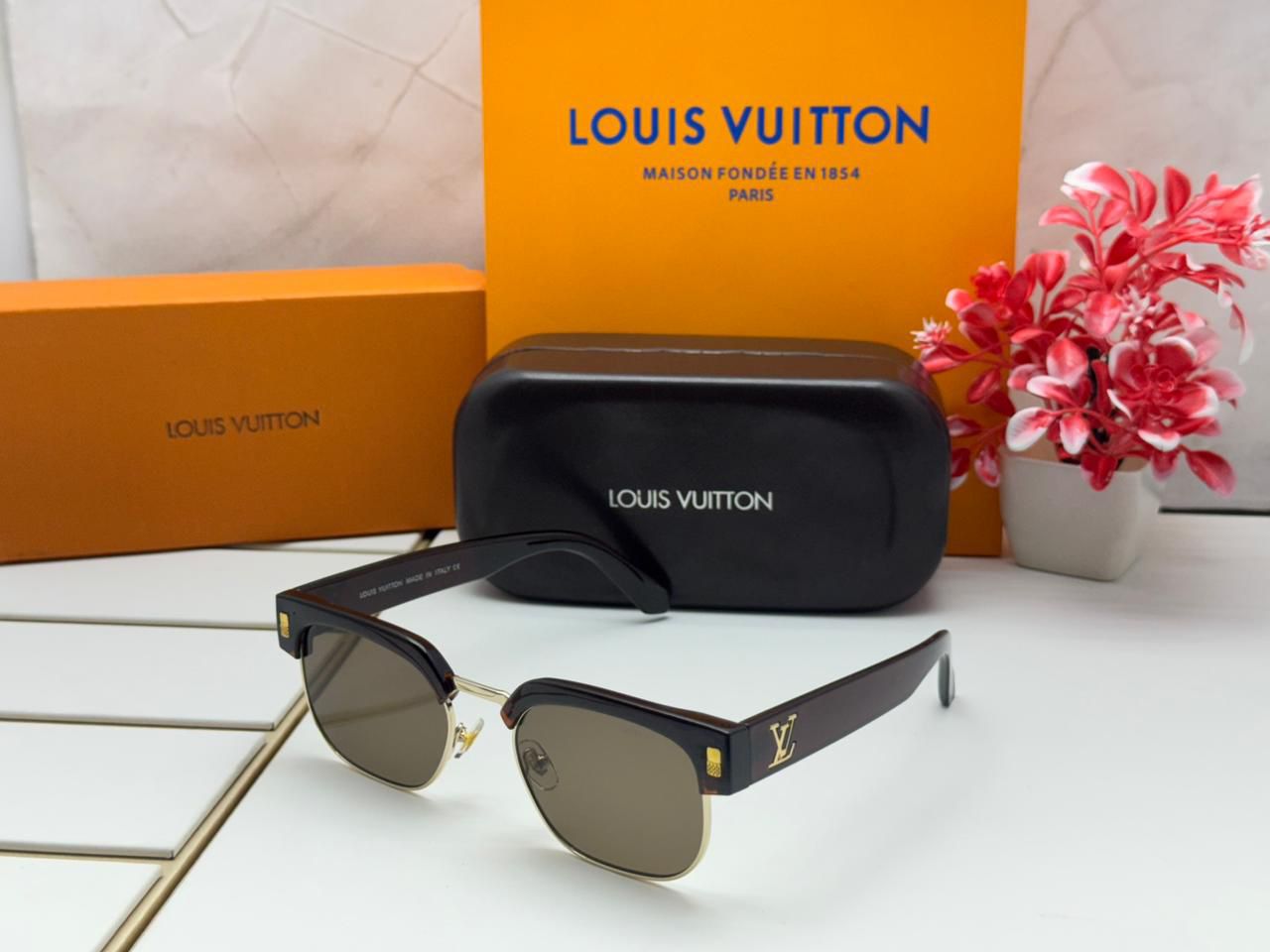 LO_UIS VU_ITTON