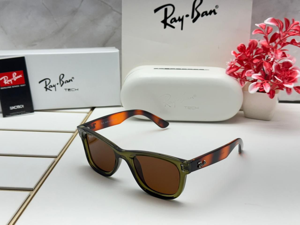 RA_Y BA_N